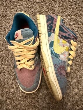Nike Dunk Low Community Garden
Size:
US M 4.5 preowned excellent No box